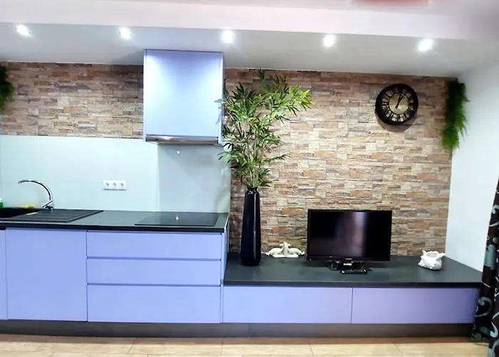 Apartment Sea Views - Pool - Location - Free Parking *